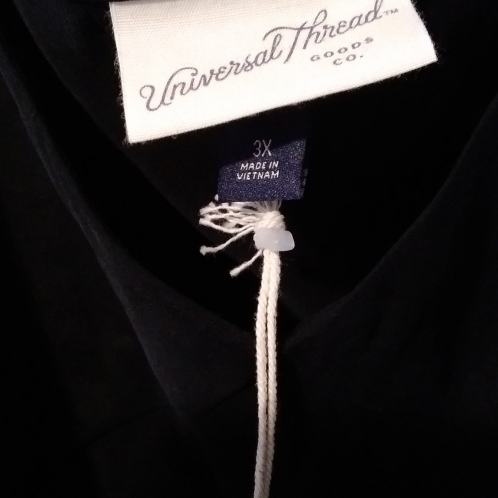 🆕️Universal Thread Women's Black Cami Top - Picture 2 of 8